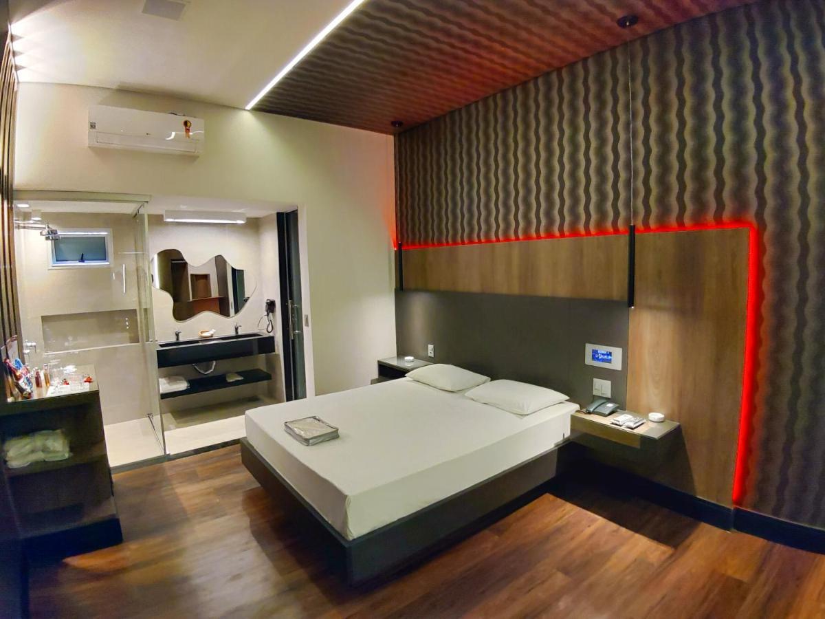 Motel Dallas 벨루오리존치 외부 사진
